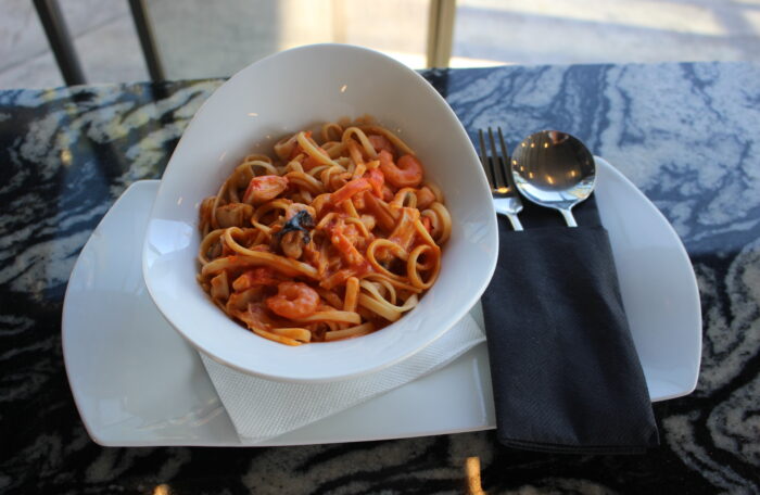 Linguini me Karkaleca